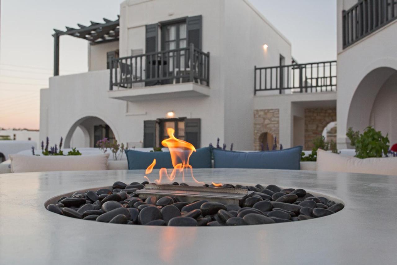 Parian Boutique 4*